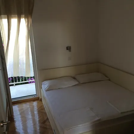 Apartment Vesna *
