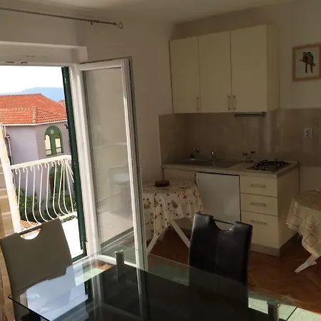 Apartment Vesna Supetar