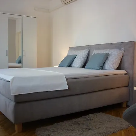 Vesna Apartment Supetar