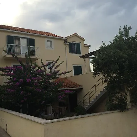 Apartment Vesna *